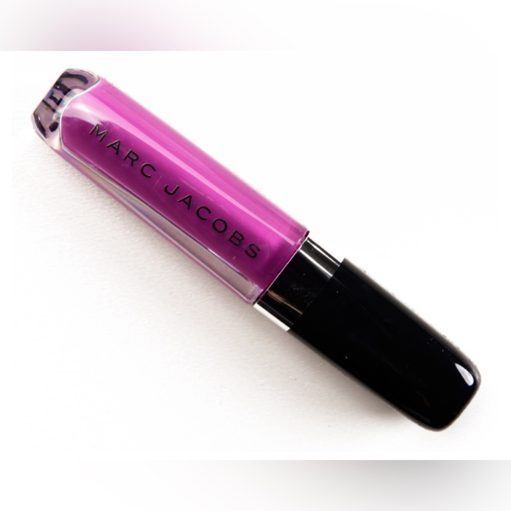 Marc Jacobs Raspberry Beret (356) Enamored Hi-Shine Gloss - Picture 2 of 5